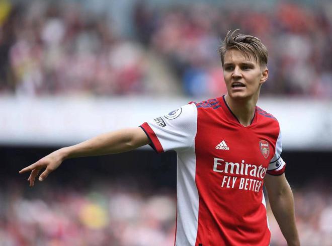 开云体育官方网站入口-关于赛后西汉姆备战荷甲，战术微调细节曝光，球迷炸锅，细节决定成败的信息